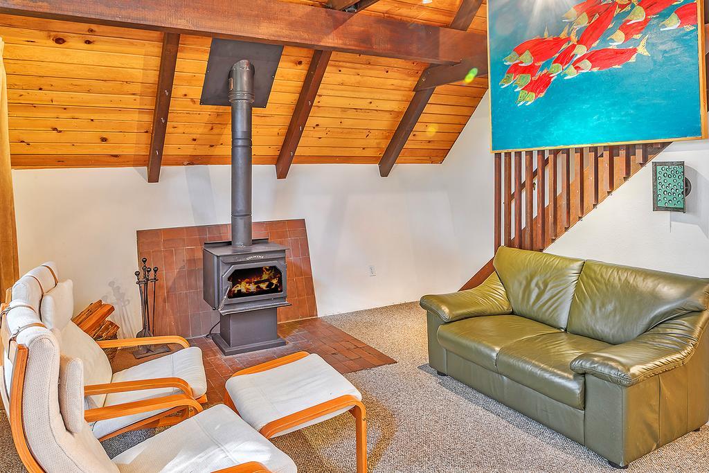 Four Stone Lodge Greenwater Экстерьер фото